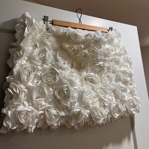 Zara White Floral Textured Skirt